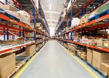 Industrial for sale at Zona Corredor del Henares, Paracuellos de Jarama, Madrid, 28860 with furniture, shipping box, box, shelf, building, shelving, wood, publication, retail and warehouse around