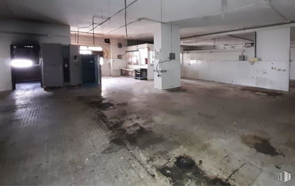 Oficina en venta en Calle San Romualdo, San Blas - Canillejas, Madrid, 28037 con suelo, suelos, gas, hall, techo, hormigón, máquina, evento, habitación y material de construcción alrededor