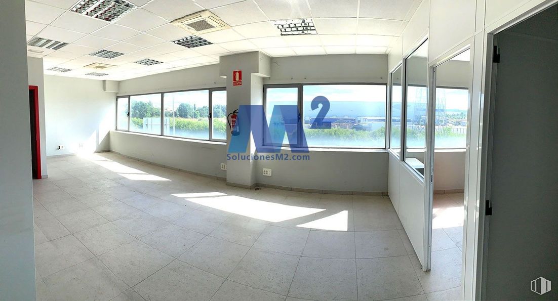 Nave en venta en Polígono industrial Meco R2, Meco, Madrid, 28880 con ventana, edificio, accesorio, suelo, vidrio, suelos, ciudad, techo, fachada y planta alrededor