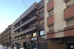 Office for rent at Calle Ruiz de Alda, 4, Valdemoro, Madrid, 28342 with car, building, property, sky, vehicle, automotive parking light, window, tire, urban design and neighbourhood around