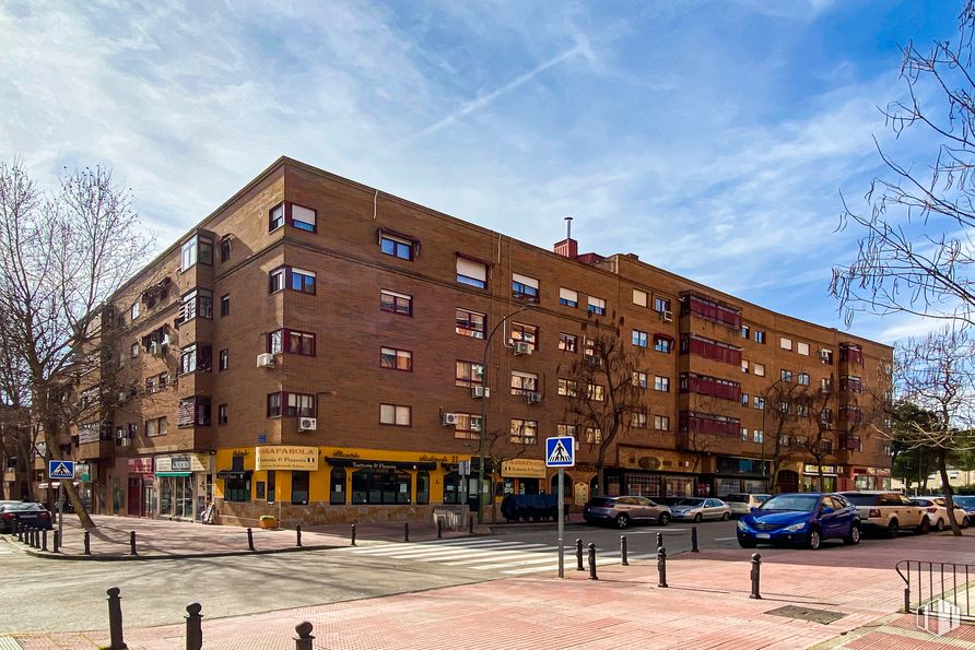 Local en alquiler en Calle Dalia, 26, Móstoles, Madrid, 28933 con edificio, ventana, zona urbana, ciudad, fachada, apartamento, ciudad, barrio, calle y área metropolitana alrededor