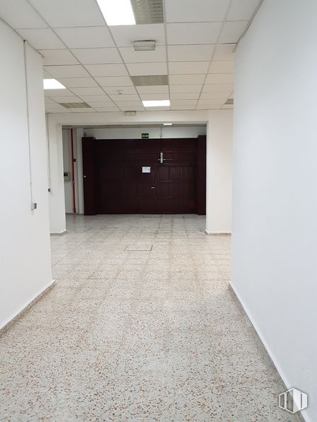 Nave en alquiler en Calle Martín Machío, 16, Chamartín, Madrid, 28002 con ebanistería, hall, accesorio, suelo, suelos, techo, hormigón, edificio, madera y habitación alrededor