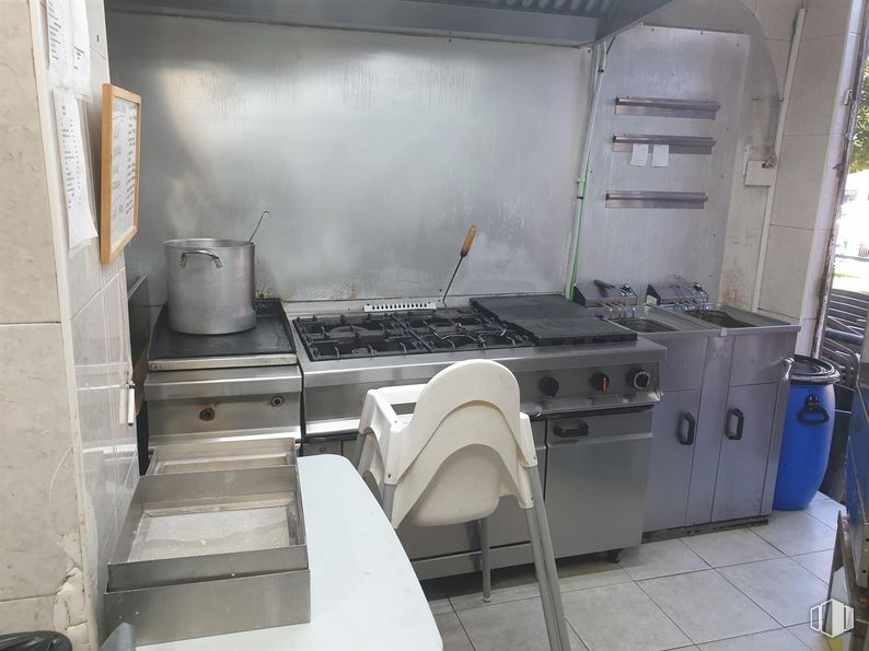 Local en venta en Zona Universidad, Móstoles, Madrid, 28933 con aparato de cocina, electrodoméstico, cocina, electrodomésticos, gas, cocina, máquina, cocina, estufa de gas y edificio alrededor