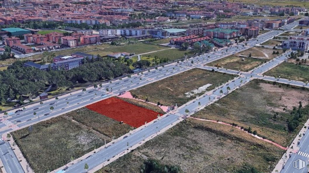 Suelo en venta en Avenida Derechos Humanos, 2, Ávila, 05002 con puente, infraestructura, planta, terreno, diseño urbano, arquitectura, pendiente, zona residencial, paisaje y tejado alrededor