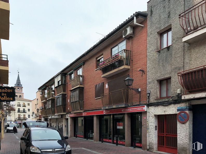 Local en venta en Calle Sierra Vieja, 77, Villa de Vallecas, Madrid, 28031 con coche, ventana, edificio, luz de estacionamiento automotriz, cielo, vehículo, infraestructura, neumático, rueda y iluminación automotriz alrededor