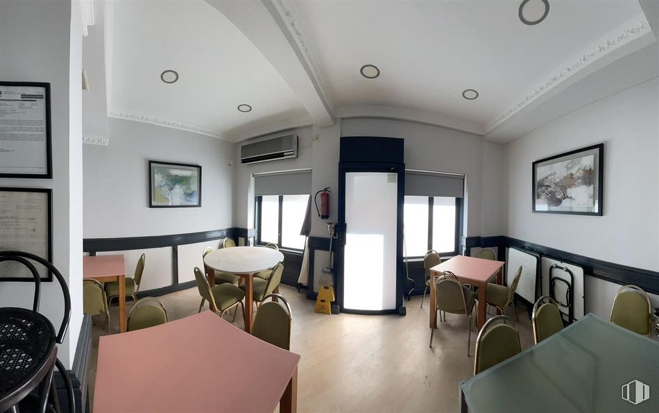 Local en venta en Calle Ángel Múgica, 2, Fuencarral - El Pardo, Madrid, 28034 con marco, mesa, mueble, silla, edificio, suelo, puerta, suelos, sala de estar y techo alrededor