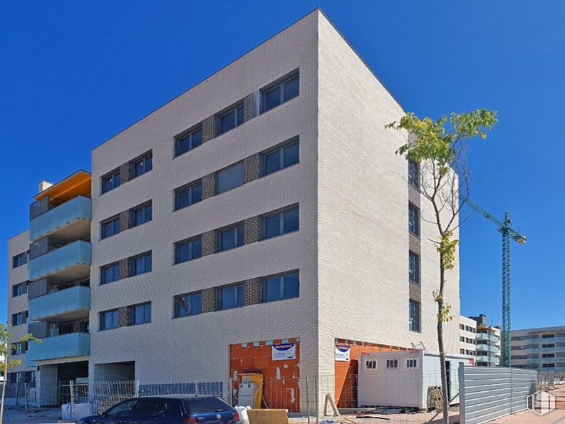 Local en venta en Calle Valle del Bustarviejo, 10, Torrejón de Ardoz, Madrid, 28850 con edificio, coche, cielo, ventana, rueda, neumático, bloque de pisos, diseño urbano, condominio y vehículo alrededor