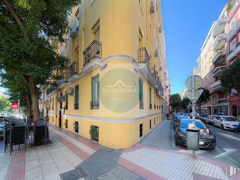 Local en venta en Paseo Marqués Zafra, Salamanca, Madrid, 28028 con coche, edificio, zona urbana, barrio, ciudad, diseño urbano, apartamento, condominio, coche familiar y uso mixto alrededor