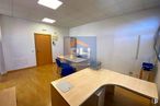 Office for sale at Calle Carpinteros, Villaviciosa de Odón, Madrid, 28670 with desk, chair, lighting, table, wood, floor, flooring, hall, hardwood and ceiling around