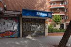 Retail for sale at Calle López de Hoyos, 345, Hortaleza, Madrid, 28043 with building, window, plant, architecture, font, wall, neighbourhood, fixture, tree and city around