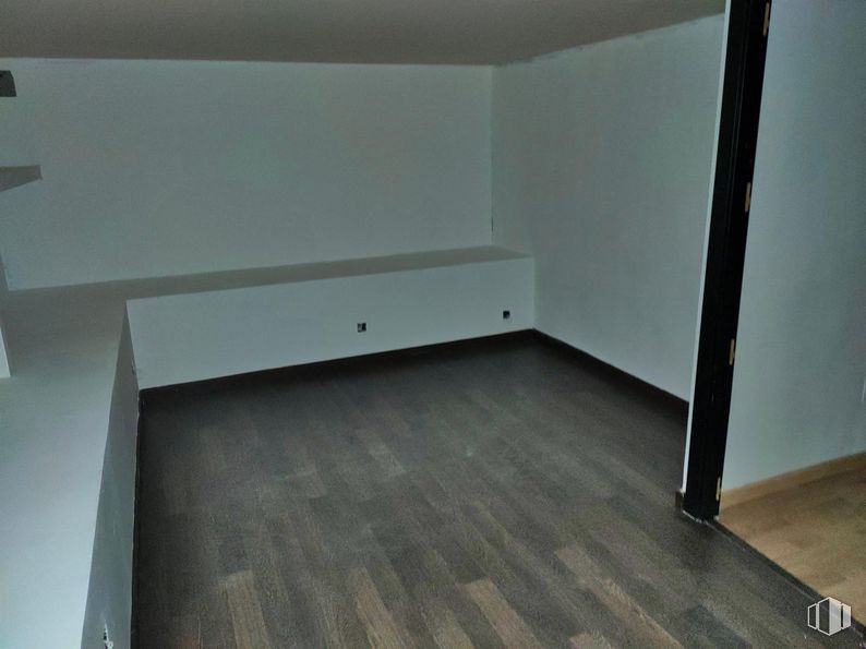 Local en venta en Calle Alicante, Getafe, Madrid, 28903 con madera, suelo, suelos, accesorio, material compuesto, madera dura, tinte para madera, contrachapado, habitación y material de construcción alrededor