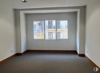 Office for rent at Calle Claudio Coello, Salamanca, Madrid, 28001 with window, wood, flooring, floor, interior design, room, wood flooring, wood stain, apartment and hardwood around