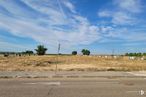 Land for sale at Avenida Bulevar Castilla La Mancha, 18, Marchamalo, Guadalajara, 19180 with cloud, sky, plant, tree, natural landscape, road surface, asphalt, land lot, cumulus and grass around