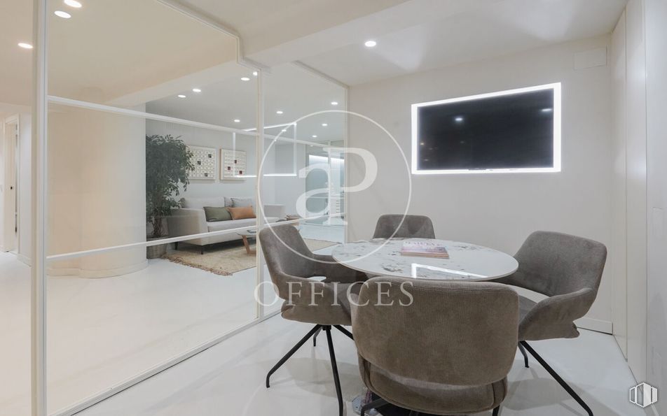 Office for sale & for rent at Calle Jorge Juan, Salamanca, Madrid, 28001 with chair, television, furniture, interior design, flooring, floor, ceiling, couch, lighting and living room around