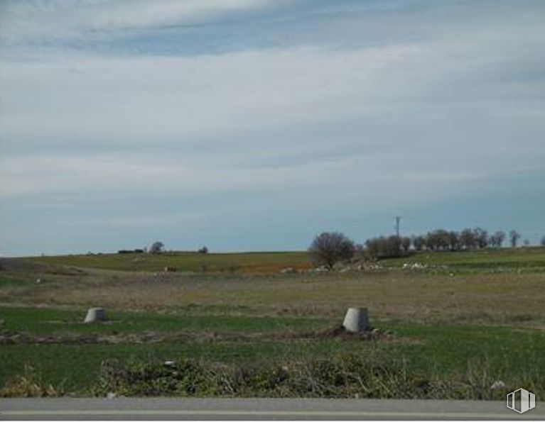 Land for sale at SAU-15, Pioz, Guadalajara, 19162 with sky, cloud, plant, natural landscape, tree, grassland, grass, landscape, horizon and prairie around