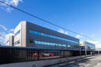 Oficina en alquiler en Calle Gobelas, 25, Moncloa - Aravaca, Madrid, 28023 con edificio, coche, nube, cielo, luz de la calle, ventana, arquitectura, diseño urbano, ciudad y fachada alrededor