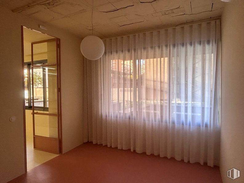 Oficina en alquiler en Calle Orense, 68, Tetuán, Madrid, 28020 con lámpara, alumbrado, propiedad, edificio, ventana, accesorio, madera, sombra, interiorismo y casa alrededor