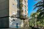 Retail for sale at Travesía Nuevo Alamín, Guadalajara, 19005 with window, building, daytime, sky, urban design, architecture, condominium, tree, tower block and neighbourhood around