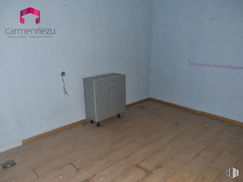 Local en venta en Calle Real, Collado Villalba, Madrid, 28400 con ebanistería, madera, suelos, suelo, pared, casa, gas, tinte para madera, madera dura y suelo laminado alrededor