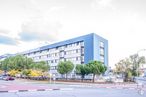 Office for sale at Doctor Severo Ochoa, Alcobendas, Madrid, 28100 with building, cloud, sky, daytime, street light, urban design, tree, condominium, plant and residential area around