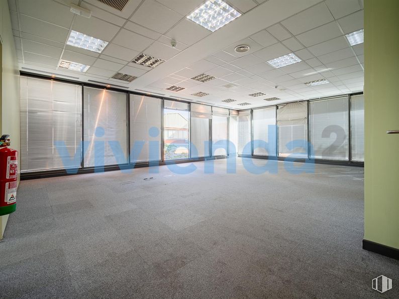 Oficina en venta en Zona San Blas, San Blas - Canillejas, Madrid, 28037 con suelos, suelo, techo, interiorismo, vidrio, edificio comercial, hall, suelo de baldosas, transparencia y sede alrededor