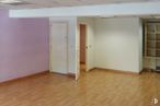 Office for rent at Zona Pradillo, Móstoles, Madrid, 28931 with door, lighting, fixture, wood, hall, flooring, material property, hardwood, ceiling and varnish around