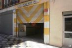 Local en venta en Zona centro, Cuenca, 16001 con puerta, accesorio, edificio, ventana, superficie de carretera, material compuesto, fachada, ladrillo, madera y hormigón alrededor