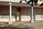 Retail for sale at Calle Carrera, El Viso de San Juan, Toledo, 45215 with plant, shade, lighting, architecture, road surface, facade, tints and shades, building, tree and concrete around