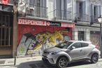 Retail for sale & for rent at Calle Ballesta, Centro, Madrid, 28004 with car, tire, wheel, window, door, land vehicle, vehicle, automotive lighting, automotive tire and alloy wheel around