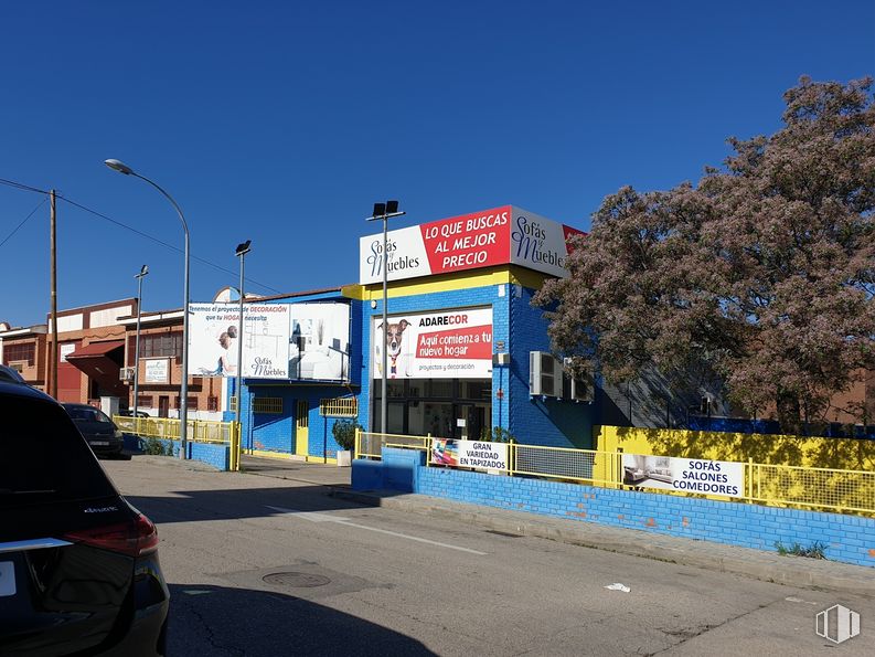 Nave en alquiler en Calle Estío, 13, Arganda del Rey, Madrid, 28500 con coche, edificio, luz de estacionamiento automotriz, cielo, luz de la calle, asfalto, superficie de la carretera, vehículo de motor, iluminación automotriz y barrio alrededor