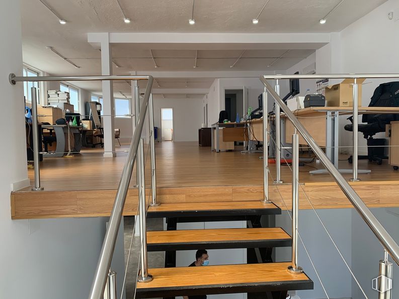 Nave en venta en Diamond Business Center, Calle Llanos de Jerez, 22, Coslada, Madrid, 28820 con propiedad, accesorio, edificio, madera, alumbrado, interiorismo, arquitectura, pasillo, suelo y piso alrededor