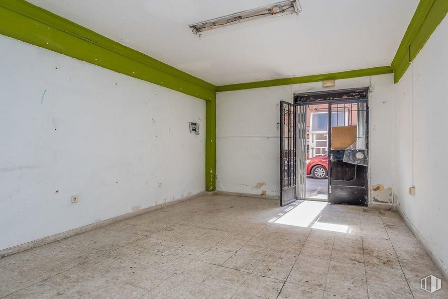 Local en venta en Calle Ancha, Aranjuez, Madrid, 28300 con espejo, propiedad, edificio, accesorio, suelos, suelo, hall, madera, casa y pintura alrededor