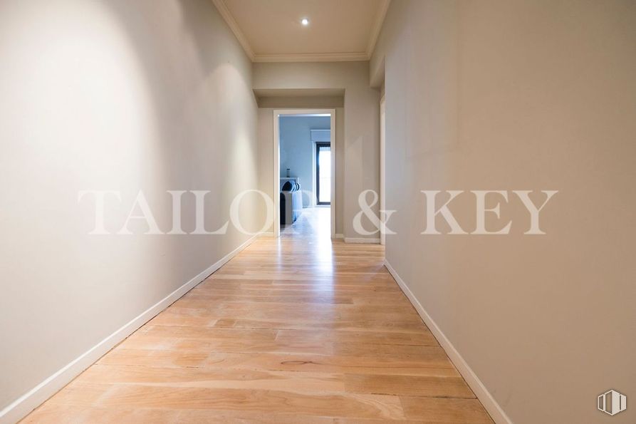 Oficina en alquiler y venta en Calle Serrano, Salamanca, Madrid, 28001 con suelos, suelo, madera, suelos de madera, techo, suelo de baldosas, suelo laminado, apartamento, tinte para madera y madera dura alrededor