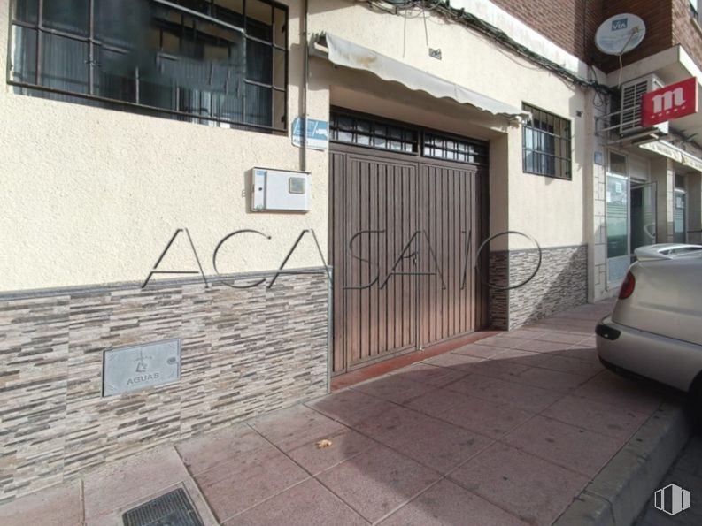 Local en venta en Zona centro, Gerindote, Toledo, 45518 con ventana, coche, puerta, edificio, superficie de la carretera, madera, arquitectura, neumático, albañilería y ladrillo alrededor