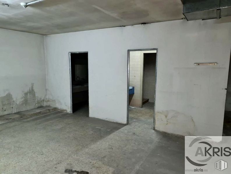 Local en venta en Plaza España, 11, Leganés, Madrid, 28911 con edificio, accesorio, puerta, suelos, gas, casa, techo, hormigón, material de construcción y material compuesto alrededor