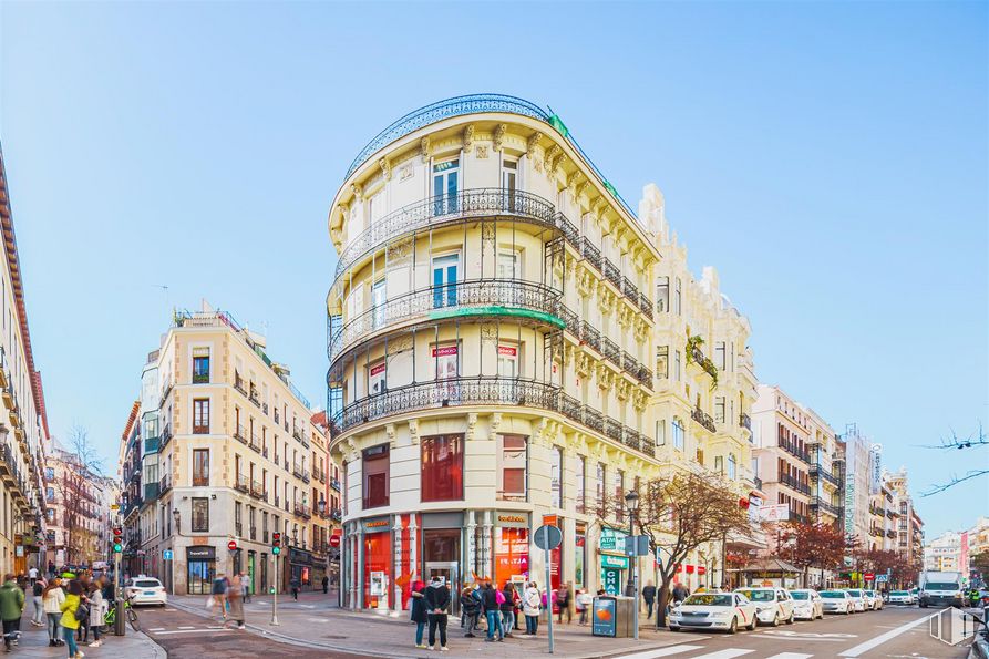 Oficina en alquiler en Calle Mayor, Centro, Madrid, 28013 con edificio, cielo, infraestructura, bloque de pisos, condominio, diseño urbano, vía pública, viaje, fachada y rueda alrededor