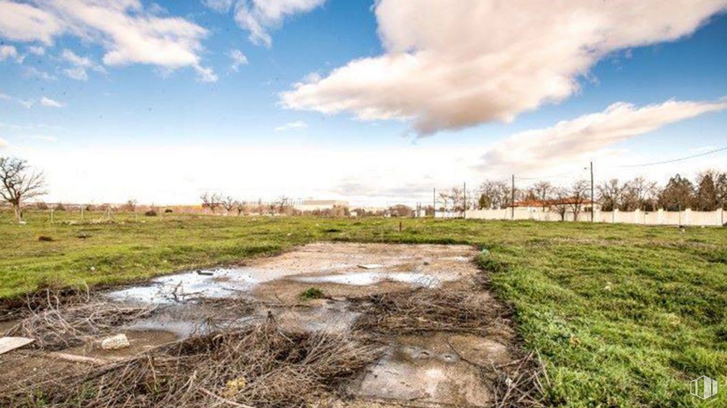 Land for sale at Avenida Aragón - Parcela T.3.5.402, 14, San Blas - Canillejas, Madrid, 28022 with cloud, sky, plant, natural environment, natural landscape, land lot, biome, cumulus, grass and landscape around