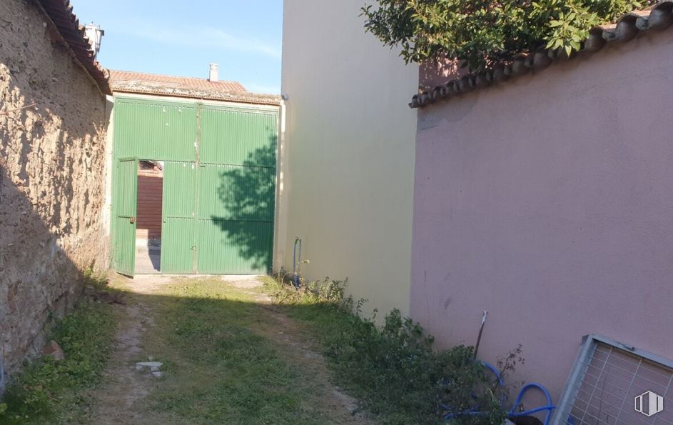 Suelo en venta en Calle Mayor Baja, Ribatejada, Madrid, 28815 con planta, propiedad, edificio, cielo, lote de terreno, ventana, barrio, accesorio, zona residencial y inmobiliario alrededor