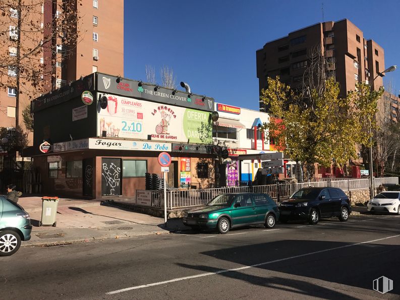 Local en venta en Calle Nuestra Señora de la Luz, 118, La Latina, Madrid, 28047 con coche, edificio, vehículo terrestre, cielo, neumático, rueda, vehículo, infraestructura, alumbrado y asfalto alrededor