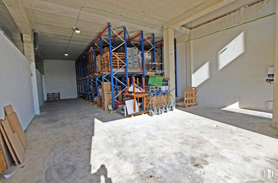 Nave en venta en Polígono industrial Cabanillas del Campo, Cabanillas del Campo, Guadalajara, 19171 con madera, interiorismo, suelos, suelo, hall, arte, casa, diseño urbano, fachada y edificio alrededor