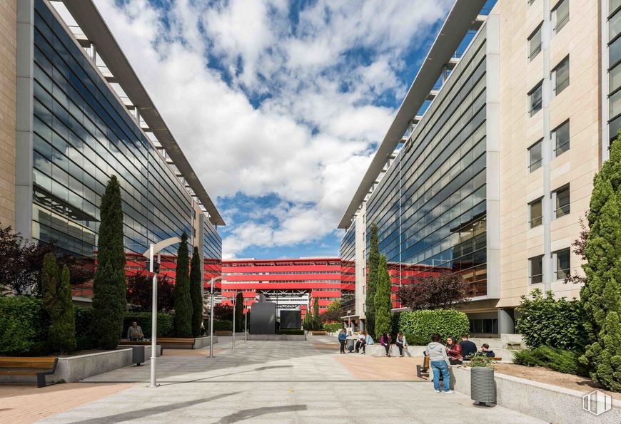 Oficina en alquiler en 521 HUB - Edificio I, Calle Marie Curie, 17, Rivas-Vaciamadrid, Madrid, 28529 con edificio, planta, cielo, nube, tiempo de día, diseño urbano, árbol, bienes raíces, ocio y fachada alrededor