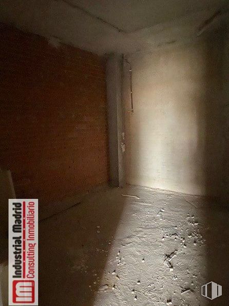 Local en alquiler y venta en Zona La Perlita, Arganda del Rey, Madrid, 28500 con madera, rectángulo, suelo, piso, pared, tintes y matices, gas, material compuesto, hormigón y espacio alrededor