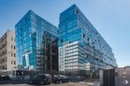 Office for sale at Avenida Manoteras, 8, Hortaleza, Madrid, 28050 with car, building, sky, daytime, cloud, vehicle, urban design, wheel, tower block and window around