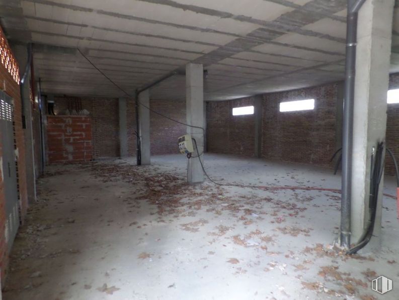 Local en alquiler en Zona Viñas Viejas, Boadilla del Monte, Madrid, 28660 con madera, suelo, suelos, gas, techo, haz, material compuesto, hormigón, hall y casa alrededor