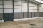 Industrial for rent at Polígono Valverde del Majano, Valverde del Majano, Segovia, 40140 with building, hall, wood, floor, shade, flooring, fixture, composite material, garage door and real estate around