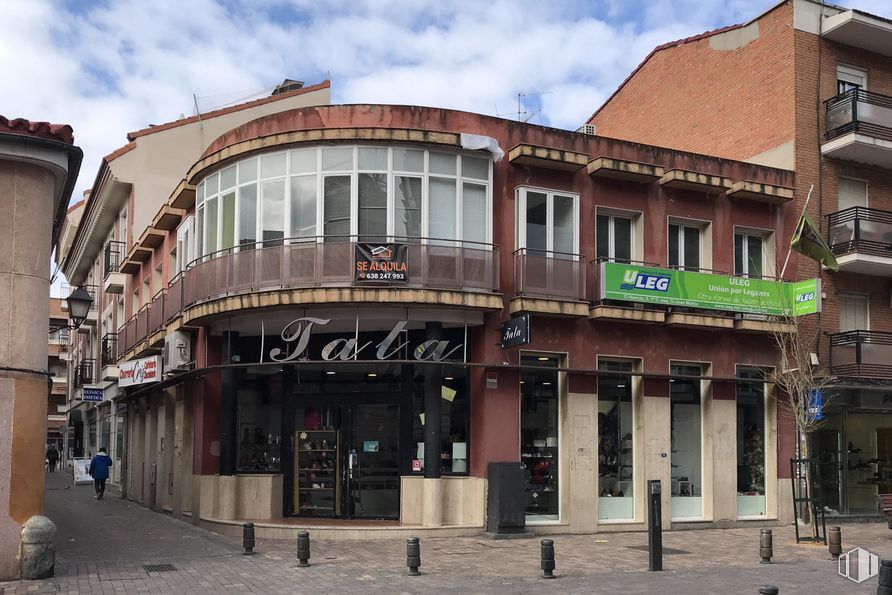 Oficina en alquiler en Calle Nuncio, Leganés, Madrid, 28912 con edificio, ventana, nube, cielo, vecindario, fachada, punto de referencia, edificio comercial, ciudad y área metropolitana alrededor