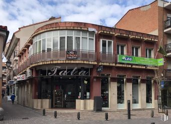 Oficina en alquiler en Calle Nuncio, Leganés, Madrid, 28912 con edificio, ventana, nube, cielo, vecindario, fachada, punto de referencia, edificio comercial, ciudad y área metropolitana alrededor