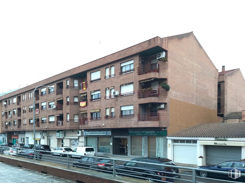 Local en alquiler en Avenida Coronel Baeza, 19, Toledo, 45004 con coche, edificio, cielo, propiedad, ventana, diseño urbano, barrio, condominio, área residencial y bloque de torre alrededor