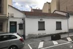 Land for sale at Calle Fuente, 17, Las Rozas de Madrid, Madrid, 28230 with car, window, tire, wheel, automotive exterior, automotive lighting, automotive parking light, asphalt, street and door around