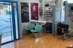 Retail for sale at Calle Fragua, Ontígola, Toledo, 45340 with door, chair, glass, beauty salon and aluminium around